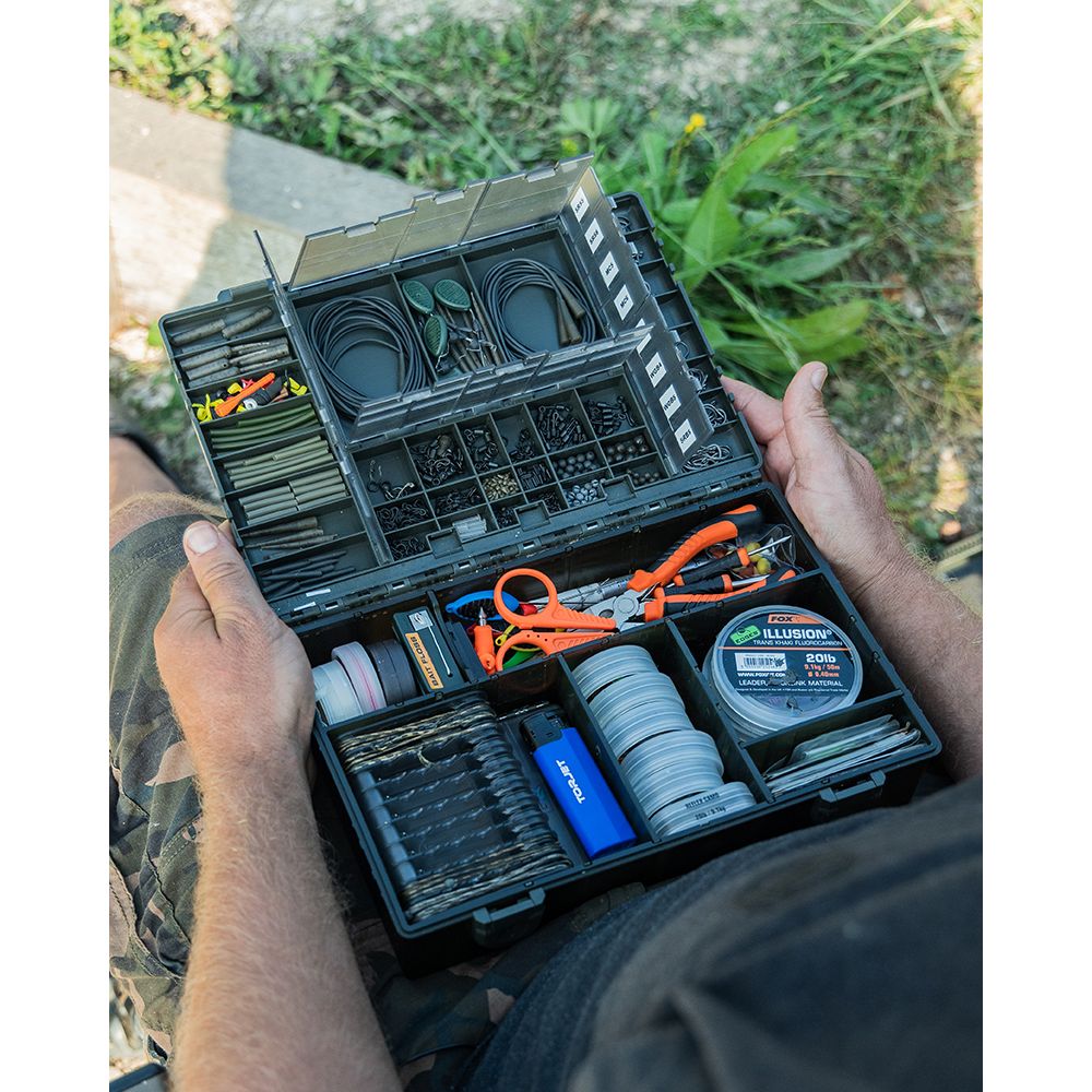 Cutie pentru Accesorii Fox EDGES Medium Tackle Box