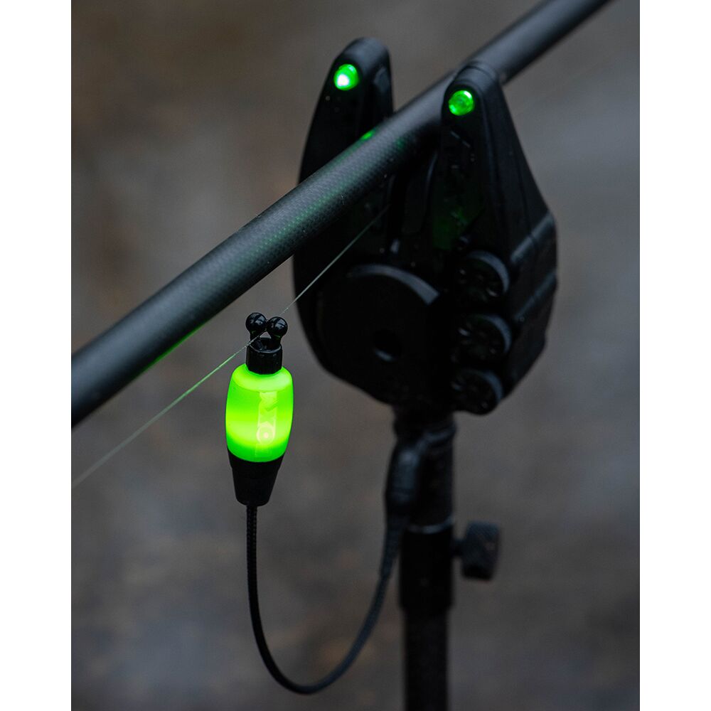 Din_pns :: Hanger Fox Black Label Dinky Halo Bobbins cu Lumina